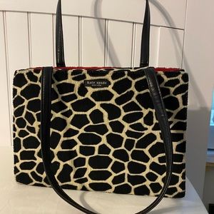 Kate Spade purse. Very good condition.